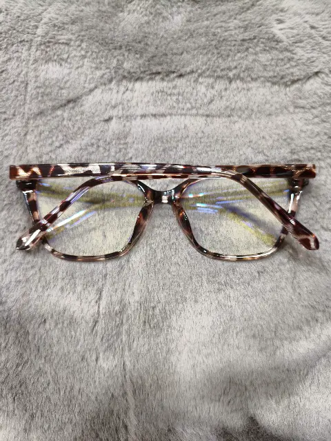 Gafas para computadora estilo ojo de gato de la marca VMJFBJ con filtro de luz azul 🇺🇸AMERICANO🇺🇸, vista 2